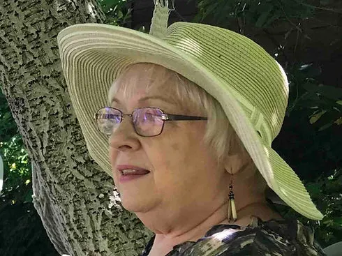 Karen%20Erikson_edited.jpg